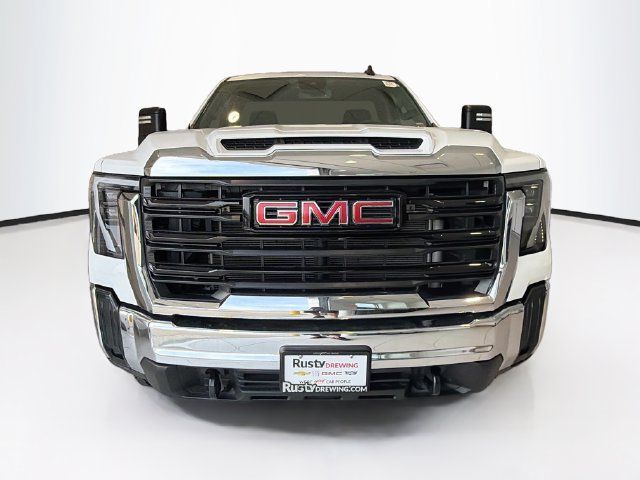 Certified 2024 GMC Sierra 2500 Pro w/ Convenience Package AWD/4WD image 2