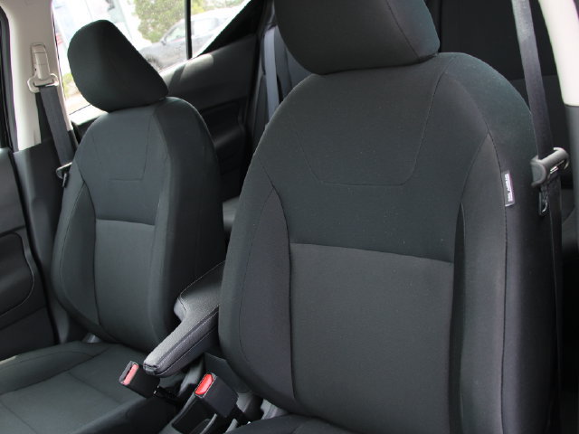 Certified 2025 Nissan Kicks Play S FWD image 5