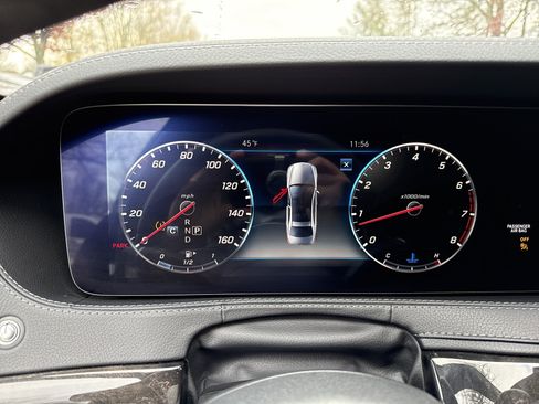 Used 2019 Mercedes-Benz S 560 Sedan image 26