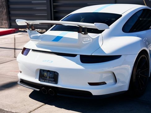 Used 2014 Porsche 911 GT3 image 15