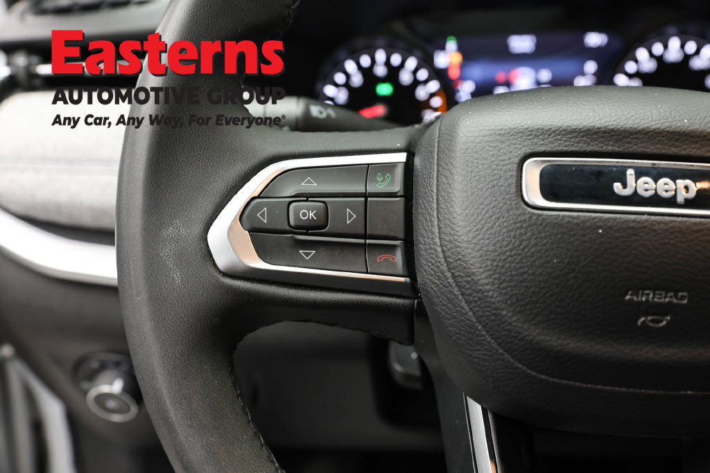 Used 2024 Jeep Compass Latitude AWD/4WD image 15