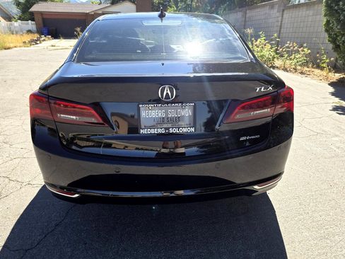 Used 2017 Acura TLX V6 SH-AWD w/ Advance Package image 5