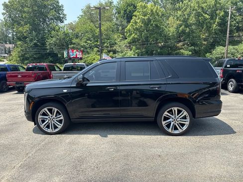 Used 2025 Cadillac Escalade Sport Platinum AWD/4WD image 3