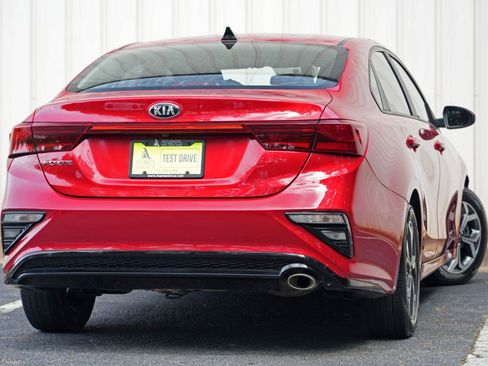 Used 2021 Kia Forte LXS FWD image 4