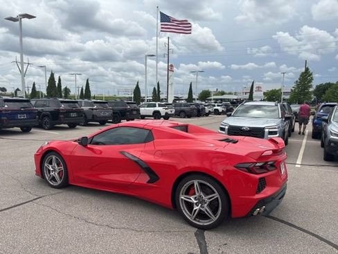 Used 2021 Chevrolet Corvette Stingray Preferred Conv w/ Z51 Performance Package RWD image 6