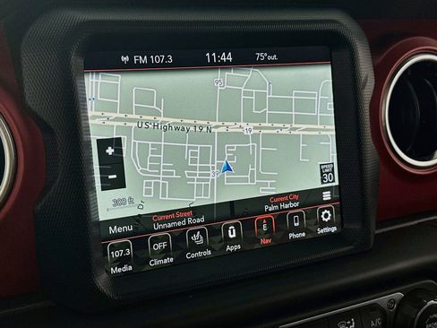 Used 2023 Jeep Wrangler Unlimited Rubicon w/ Cold Weather Group AWD/4WD image 13