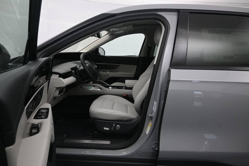 New 2026 Lincoln Nautilus Premier w/ Equipment Group 102A AWD/4WD image 23