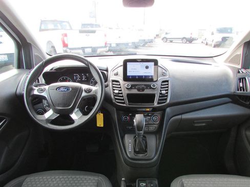 Used 2022 Ford Transit Connect XLT image 15