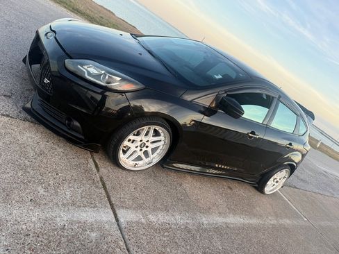 Used 2014 Ford Focus ST image 1