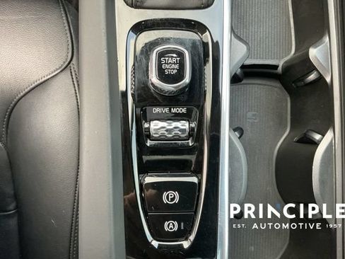 Used 2020 Volvo S60 T5 Momentum FWD image 19