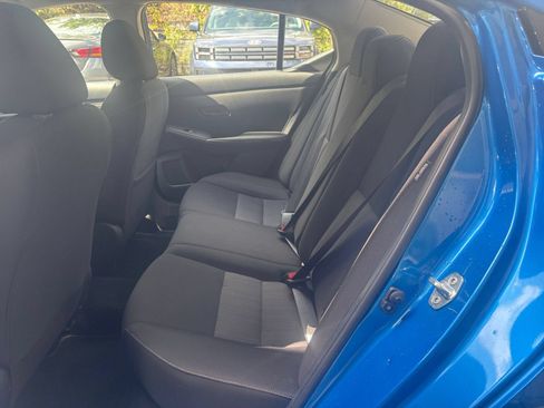 Used 2025 Nissan Sentra SV FWD image 19