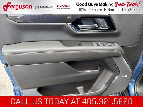 New 2026 GMC Yukon Elevation AWD/4WD image 12