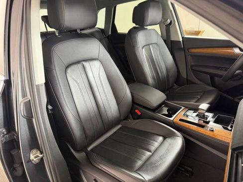 Used 2023 Audi Q5 2.0T Premium Plus w/ Premium Plus Package image 24