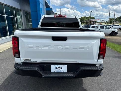 Used 2024 Chevrolet Colorado W/T RWD image 5