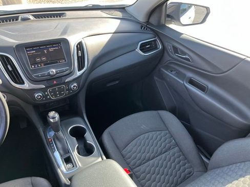 Used 2021 Chevrolet Equinox LT FWD image 10