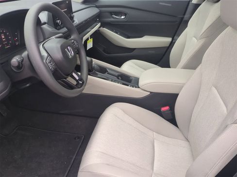 New 2025 Honda Accord SE image 17