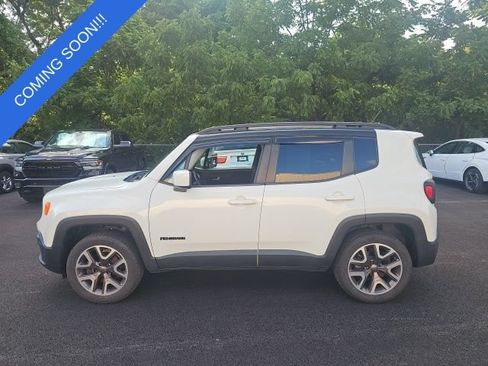 Used 2015 Jeep Renegade Latitude AWD/4WD image 7