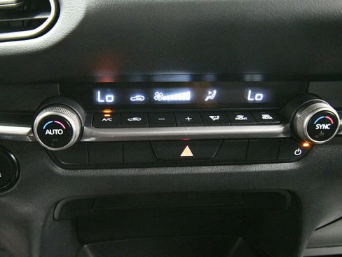 Used 2024 MAZDA CX-30 AWD 2.5 S w/ Select Sport Pkg image 16