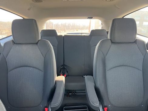 Used 2017 Chevrolet Traverse LT w/ Graphite Special Edition image 15