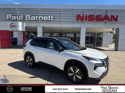Certified 2024 Nissan Rogue SL w/ SL Premium Package FWD image 5