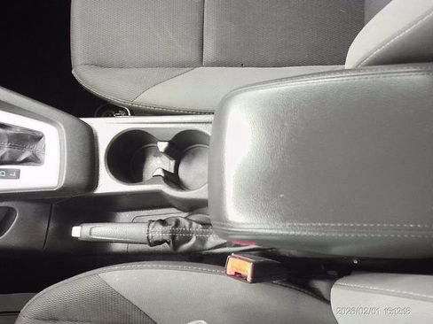 Used 2013 Ford Focus SE image 13