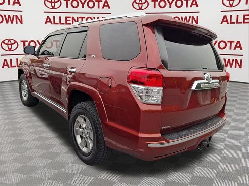 Used 2013 Toyota 4Runner SR5 w/ Premium Pkg AWD/4WD image 4