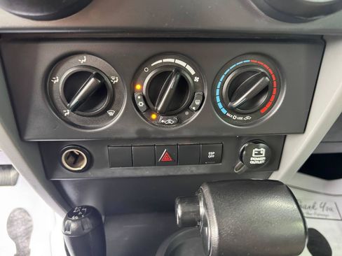 Used 2008 Jeep Wrangler Unlimited X AWD/4WD image 25