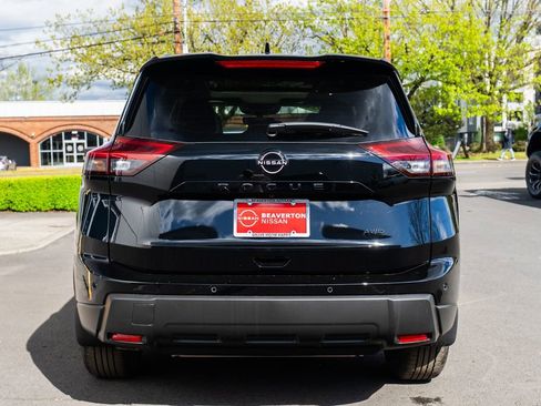 New 2026 Nissan Rogue SV AWD/4WD image 5