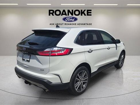 Certified 2024 Ford Edge Titanium w/ Equipment Group 301A AWD/4WD image 11