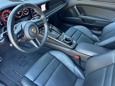 Used 2023 Porsche 911 Carrera GTS RWD image 4
