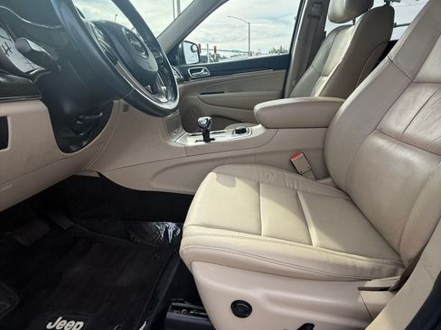 Used 2014 Jeep Grand Cherokee Limited AWD/4WD image 22