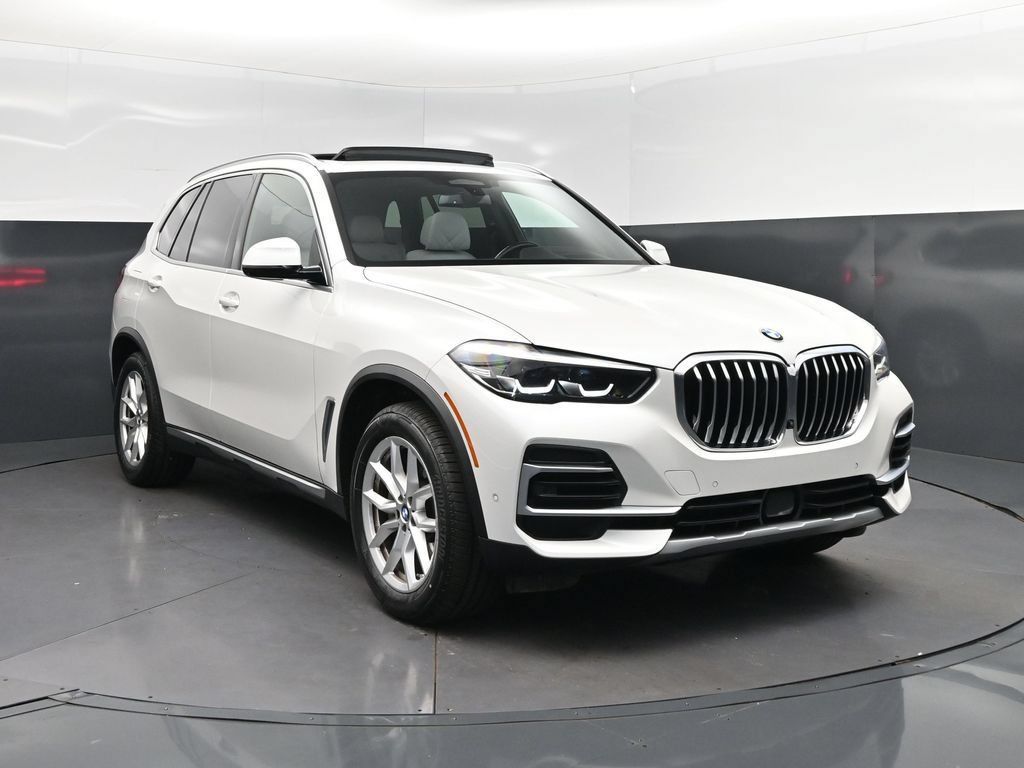 Certified 2023 BMW X5 sDrive40i RWD image 9
