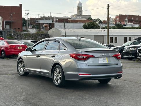 Used 2015 Hyundai Sonata SE FWD image 4