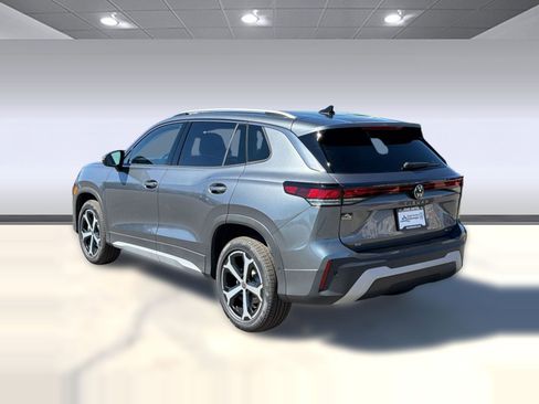 New 2026 Volkswagen Tiguan SE AWD/4WD image 3