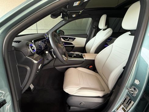 Used 2026 Mercedes-Benz GLC 300 image 5