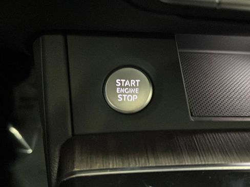 Used 2024 Audi Q5 e Premium w/ Convenience Package AWD/4WD image 22