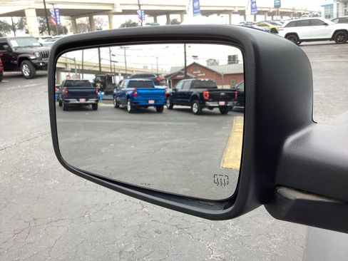 Used 2019 RAM 1500 Tradesman w/ Chrome Plus Package image 31