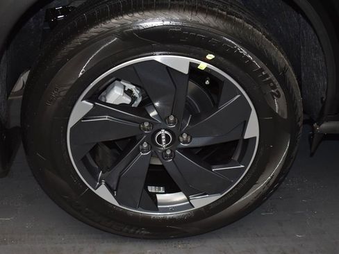 New 2026 Nissan Rogue SV w/ SV Premium Package image 5