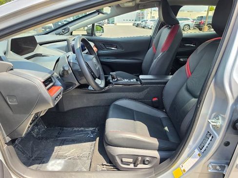 Used 2024 Toyota Prius Prime Premium w/ Advanced Technology Package FWD image 21