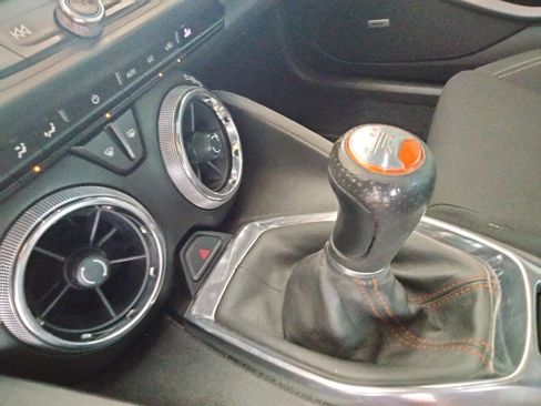 Used 2017 Chevrolet Camaro LT w/ Technology Package image 9