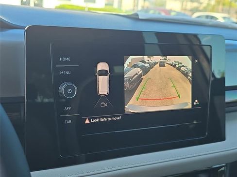 New 2026 Volkswagen Taos S FWD image 17