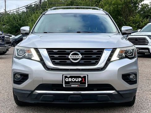 Used 2017 Nissan Pathfinder SL w/ SL Tech Package FWD image 4