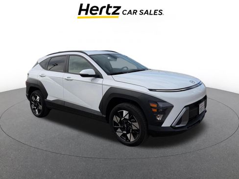 Used 2025 Hyundai Kona SEL image 1