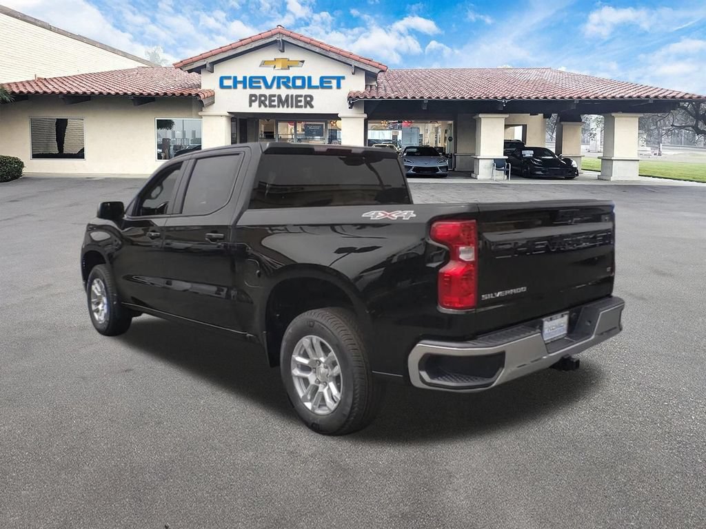 Used 2023 Chevrolet Silverado 1500 LT AWD/4WD image 6