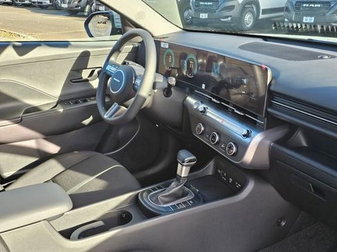 New 2026 Hyundai Kona SE image 10
