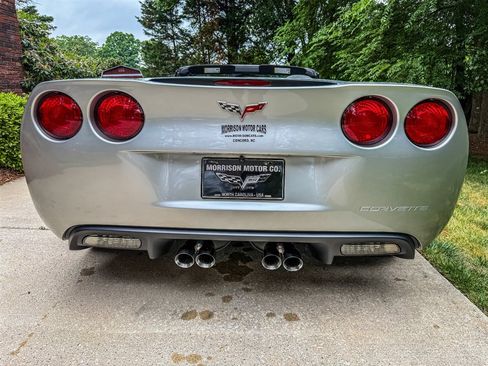 Used 2006 Chevrolet Corvette Convertible w/ Preferred Equipment Group RWD image 41