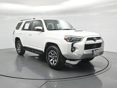 Used 2022 Toyota 4Runner TRD Off-Road Premium AWD/4WD image 58