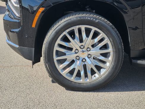 New 2026 Chevrolet Tahoe LS image 12