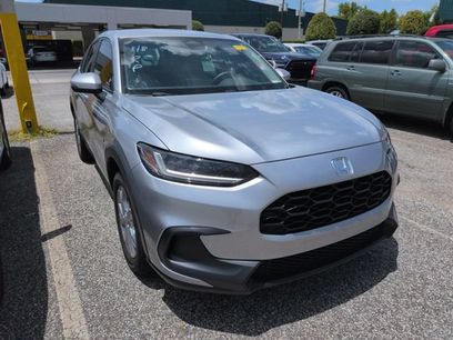 Used 2025 Honda HR-V LX