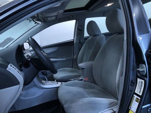 Used 2013 Toyota Corolla LE w/ Premium Pkg image 19